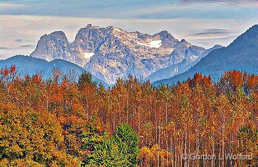 Autumn Mountainscape_19656.jpg - Photographed from near Fort Langley, British Columbia, Canada.